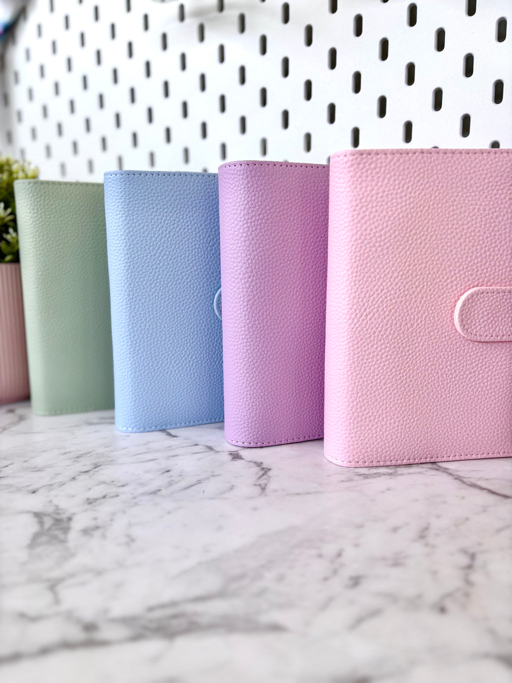 Luxe A6 Binder